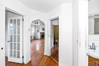674 Henry Street, Uniondale, NY 11553 - Photo 17