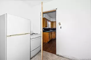 674 Henry St, Uniondale, NY 11553 - Photo 23