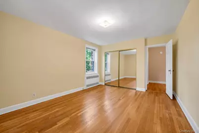 19 Schenck Avenue #1G, Great Neck, NY 11021 - Photo 9