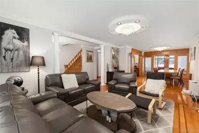 7831 220th Street, Oakland Gardens, NY 11364 - Photo 5
