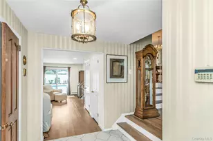 323 Richard St, West Hempstead, NY 11552 - Photo 3