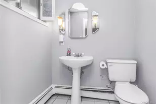 323 Richard St, West Hempstead, NY 11552 - Photo 11