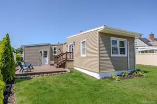 47 Walnut Ave E, Farmingdale, NY 11735 - Photo 13