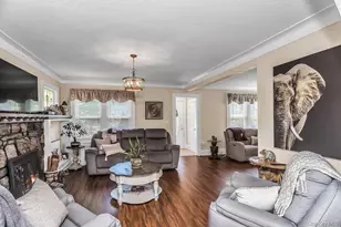 1680 Roosevelt St, Baldwin, NY 11510 - Photo 5