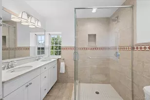65 Wildwood Rd, New Rochelle, NY 10804 - Photo 11