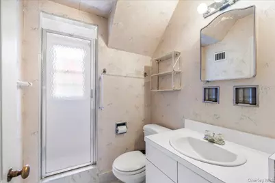 541 Claflin Avenue, Mamaroneck, NY 10543 - Photo 15