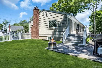 411 Hillside Avenue, West Sayville, NY 11796 - Photo 43