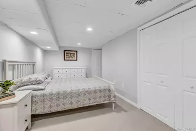 411 Hillside Avenue, West Sayville, NY 11796 - Photo 33