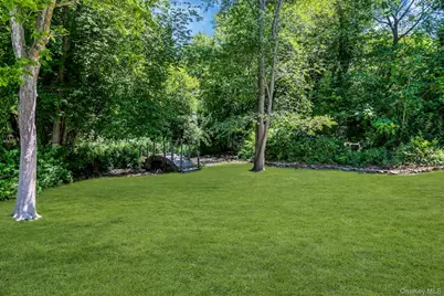 411 Hillside Avenue, West Sayville, NY 11796 - Photo 41