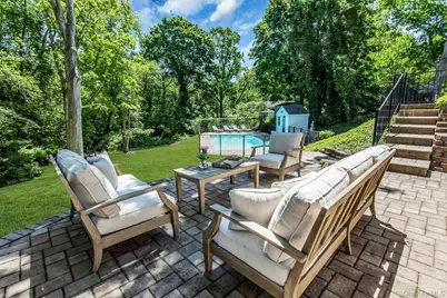 411 Hillside Avenue, West Sayville, NY 11796 - Photo 37