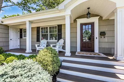 411 Hillside Avenue, West Sayville, NY 11796 - Photo 3