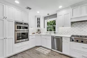 411 Hillside Ave, West Sayville, NY 11796 - Photo 15