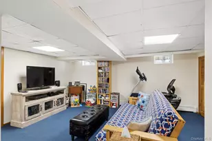 153 Roxbury Rd, Garden City, NY 11530 - Photo 29
