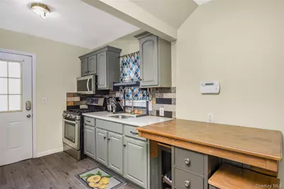 135-15 244th Street, Rosedale, NY 11422 - Photo 9