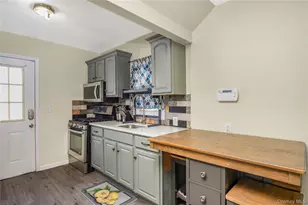 135-15 244th St, Rosedale, NY 11422 - Photo 9