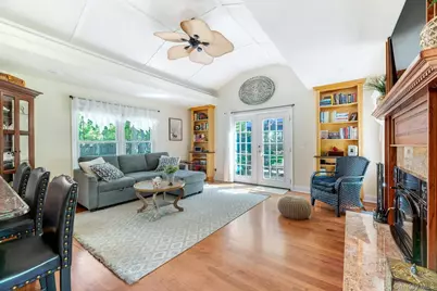 21 Jones Road, Hampton Bays, NY 11946 - Photo 5