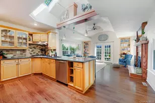 21 Jones Rd, Hampton Bays, NY 11946 - Photo 9