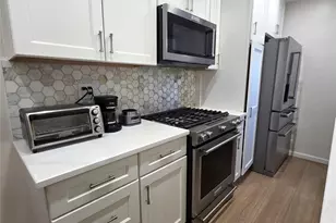 33-25 90th St, Jackson Heights, NY 11372 - Photo 9