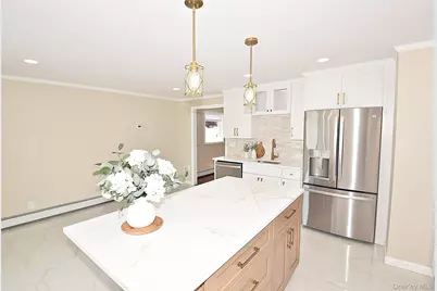 4195 Florence Road, Bethpage, NY 11714 - Photo 13