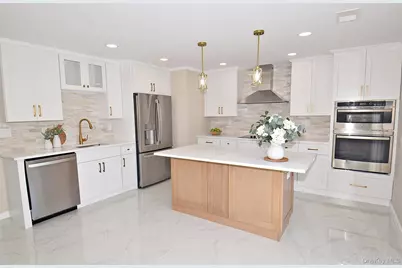 4195 Florence Road, Bethpage, NY 11714 - Photo 9