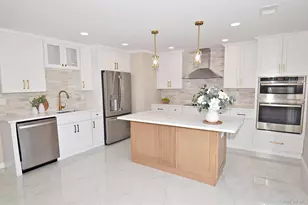 4195 Florence Rd, Bethpage, NY 11714 - Photo 9