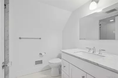 22 Vanderburgh Avenue, Larchmont, NY 10538 - Photo 25