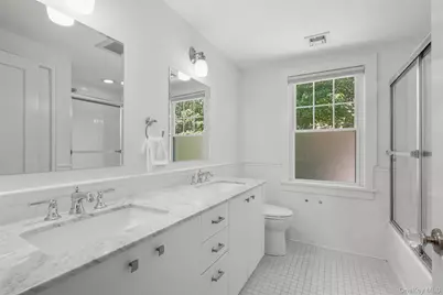 22 Vanderburgh Avenue, Larchmont, NY 10538 - Photo 23