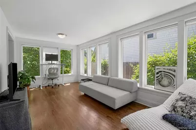 22 Vanderburgh Avenue, Larchmont, NY 10538 - Photo 9