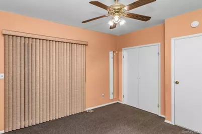 140 Rockaway Parkway, Valley Stream, NY 11580 - Photo 13