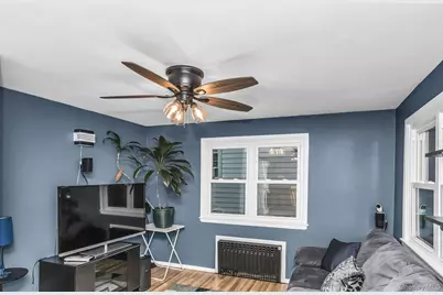 140 Rockaway Parkway, Valley Stream, NY 11580 - Photo 15