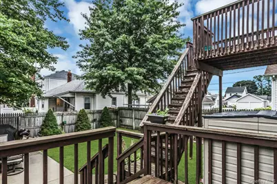 140 Rockaway Parkway, Valley Stream, NY 11580 - Photo 25