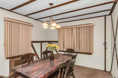140 Rockaway Parkway, Valley Stream, NY 11580 - Photo 7
