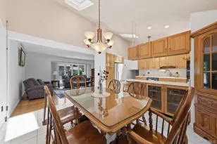 34 Campo Ave, Selden, NY 11784 - Photo 7