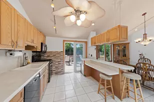 34 Campo Ave, Selden, NY 11784 - Photo 9