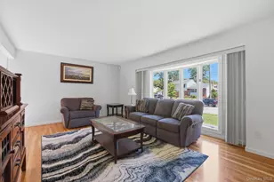 34 Campo Ave, Selden, NY 11784 - Photo 3