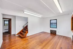110 Penataquit Ave, Bay Shore, NY 11706 - Photo 9