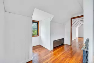 110 Penataquit Ave, Bay Shore, NY 11706 - Photo 17