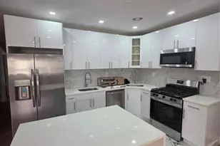 17-24 New Haven Ave, Far Rockaway, NY 11691 - Photo 9