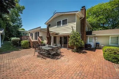 12 Lark Avenue, White Plains, NY 10607 - Photo 27