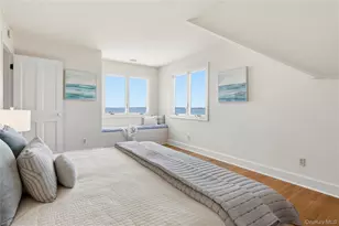 90 Peconic Ave, Shelter Island, NY 11964 - Photo 27