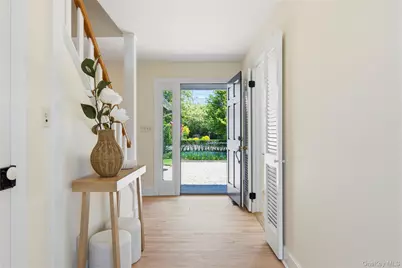90 Peconic Avenue, Shelter Island, NY 11964 - Photo 7