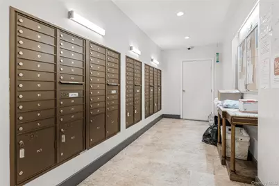 101 Highland Avenue #4R, Yonkers, NY 10705 - Photo 5