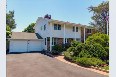 26 Quaker Lane, Farmingdale, NY 11735 - Photo 1
