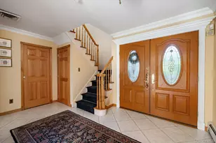26 Quaker Ln, Farmingdale, NY 11735 - Photo 5