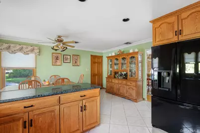26 Quaker Lane, Farmingdale, NY 11735 - Photo 13