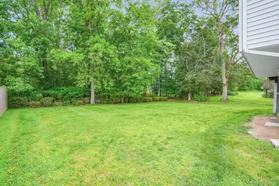 51 Sutton Park Road, Poughkeepsie, NY 12603 - Photo 19