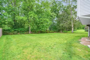 51 Sutton Park Rd, Poughkeepsie, NY 12603 - Photo 19