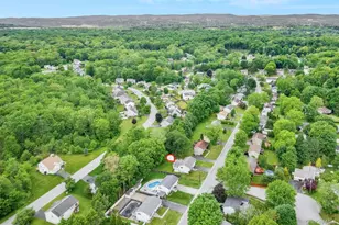 51 Sutton Park Rd, Poughkeepsie, NY 12603 - Photo 21