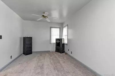 206 Arlington Street, Mineola, NY 11501 - Photo 11