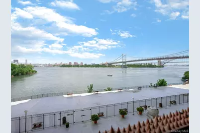 25-40 Shore Boulevard, Astoria, NY 11020 - Photo 9